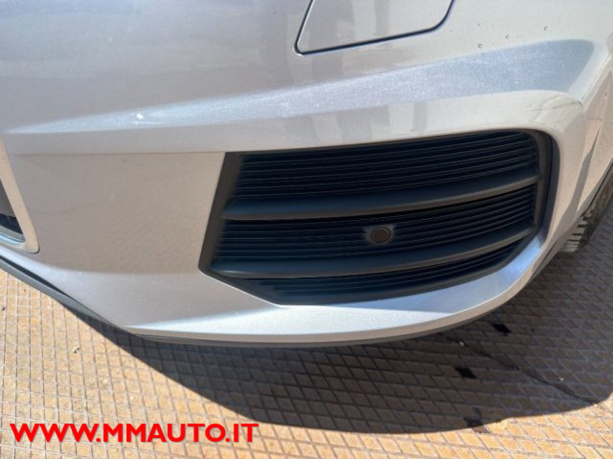 Audi Q3 2.0 TDI 150 CV quattro Business (4)