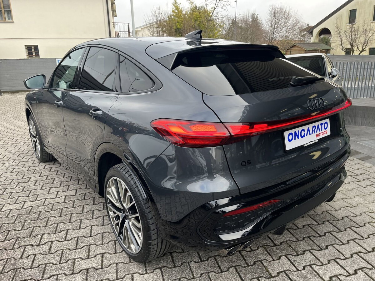 Audi Q5 Sportback 2.0 tdi mhev+ S line edition quattro 204cv s-tronic (6)