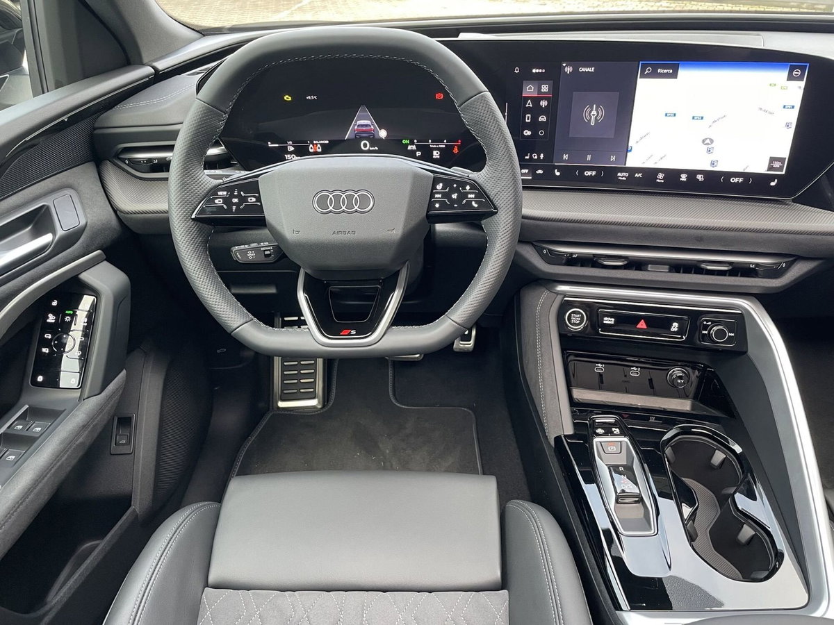 Audi Q5 Sportback 2.0 tdi mhev+ S line edition quattro 204cv s-tronic (8)