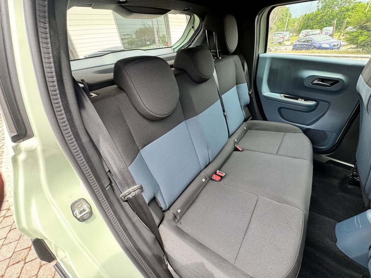 Fiat Grande Panda 1.2 hybrid Icon 110cv edct (11)