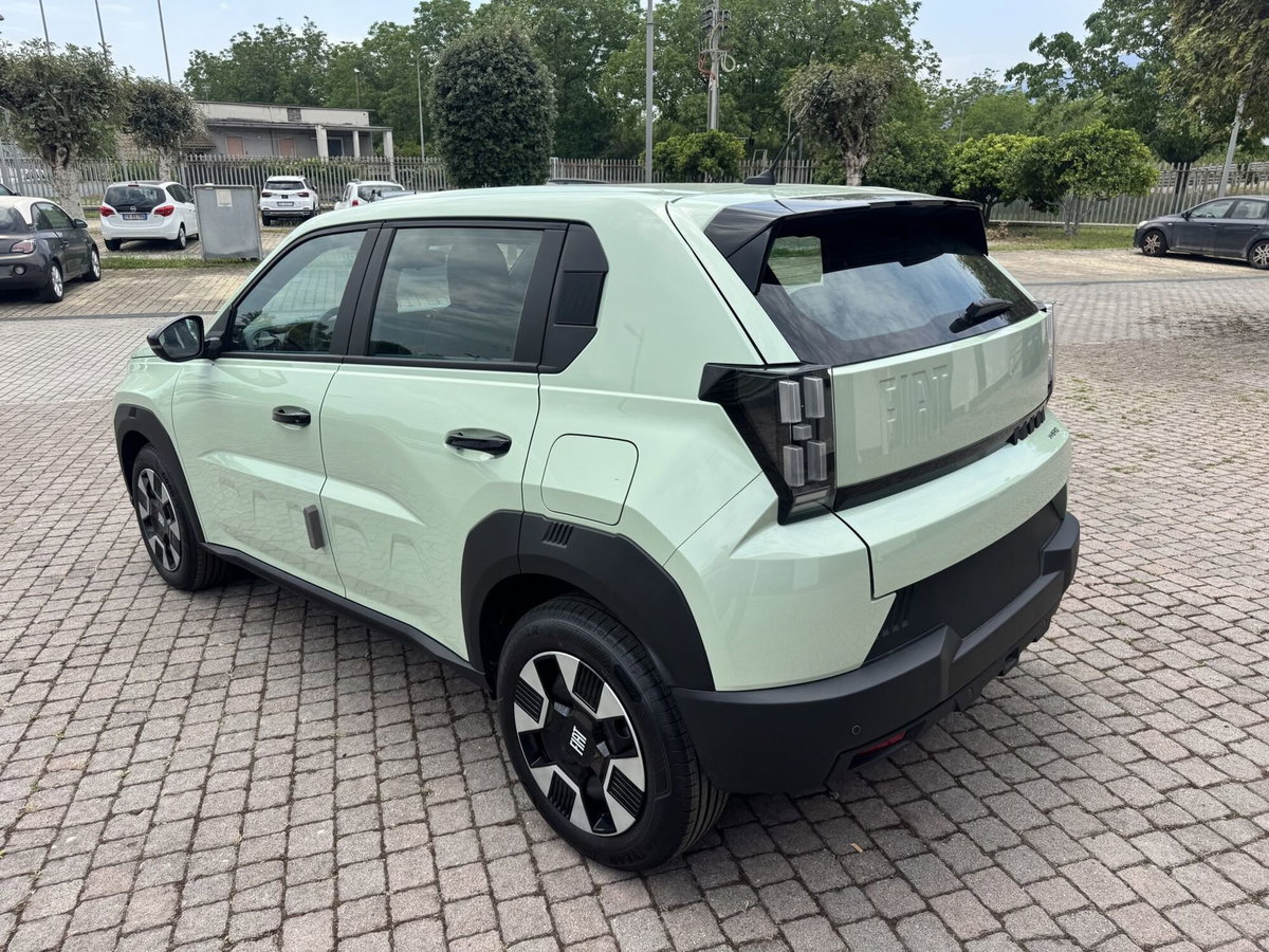 Fiat Grande Panda 1.2 hybrid Icon 110cv edct (6)