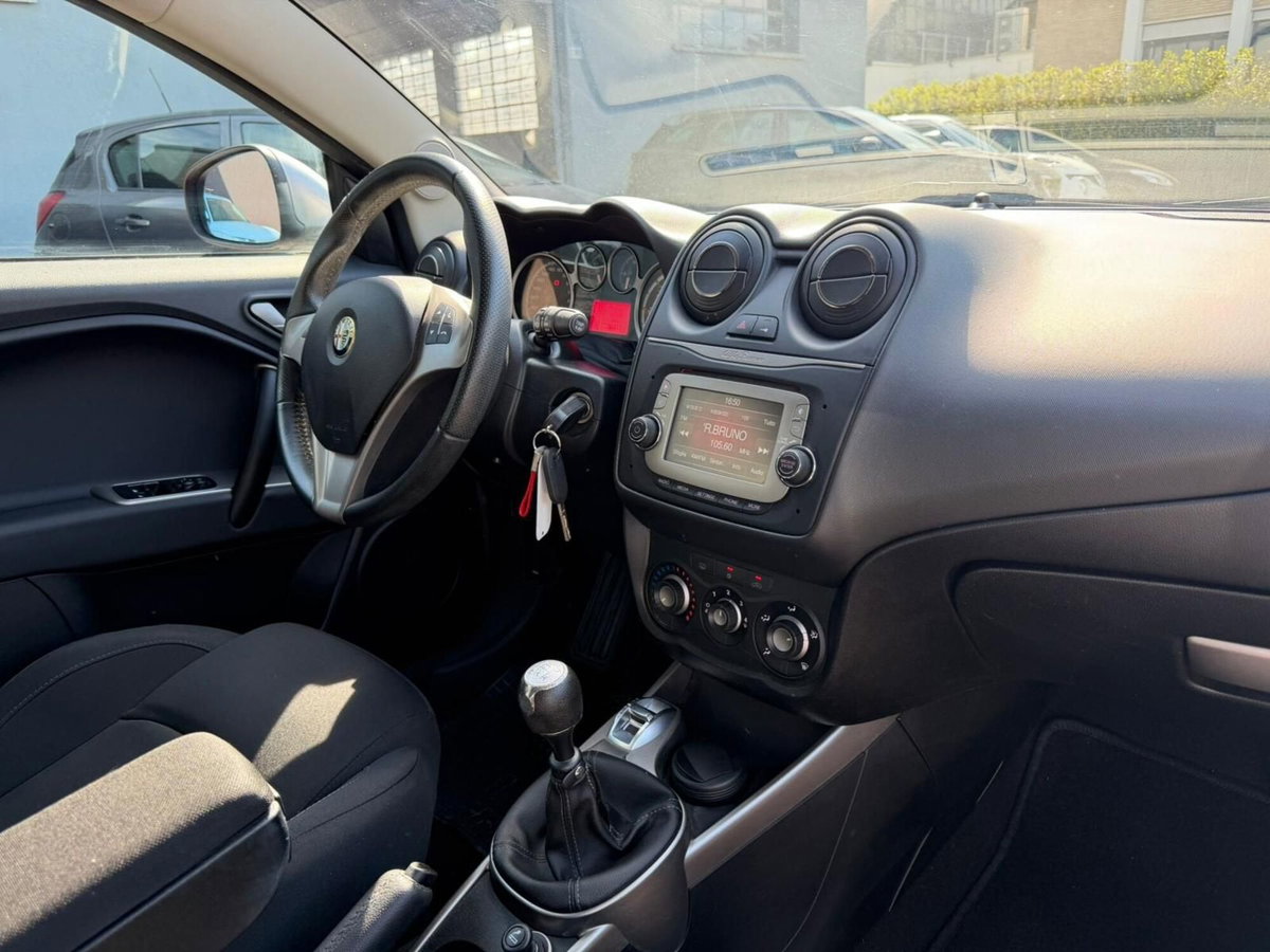 Alfa Romeo MiTo 1.3 JTDm 85 CV S&S Distinctive (13)