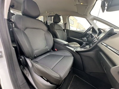 Renault Scénic 1.5 dci energy Business 110cv edc (12)
