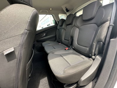 Renault Scénic 1.5 dci energy Business 110cv edc (13)