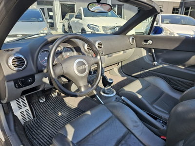 Audi TT RS Roadster 2.5 TFSI quattro (11)