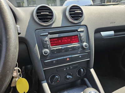 Audi A3 Sportback 1.6 TDI 90 CV CR F.AP Ambition (12)