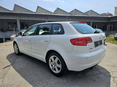 Audi A3 Sportback 1.6 TDI 90 CV CR F.AP Ambition (5)