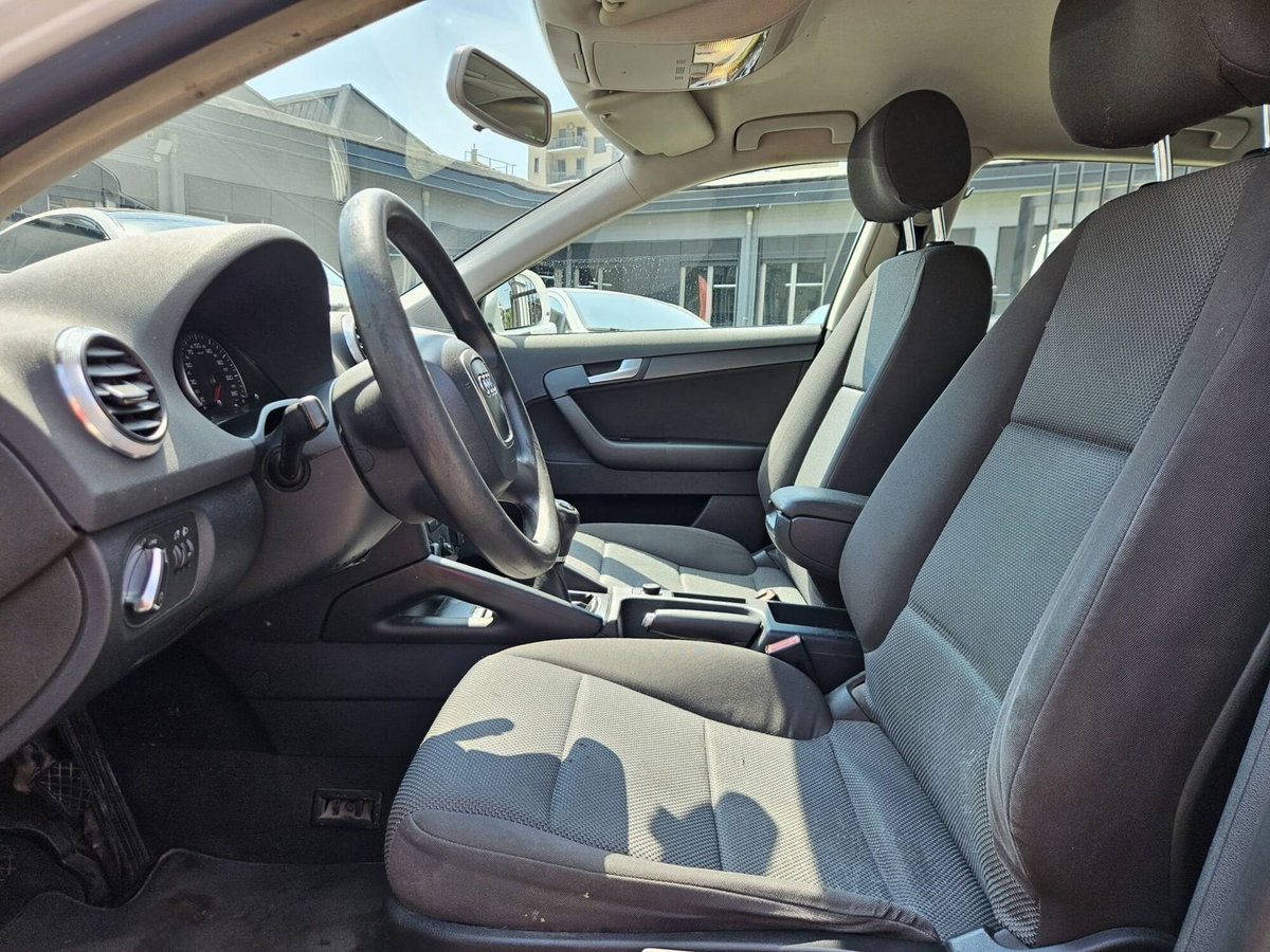 Audi A3 Sportback 1.6 TDI 90 CV CR F.AP Ambition (7)