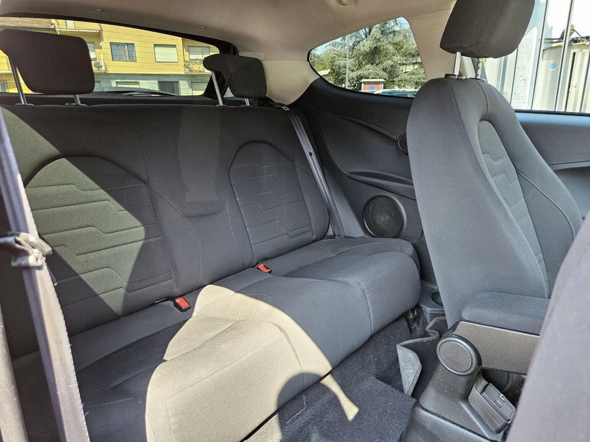 Alfa Romeo MiTo 1.3 JTDm 85 CV S&S Distinctive (11)
