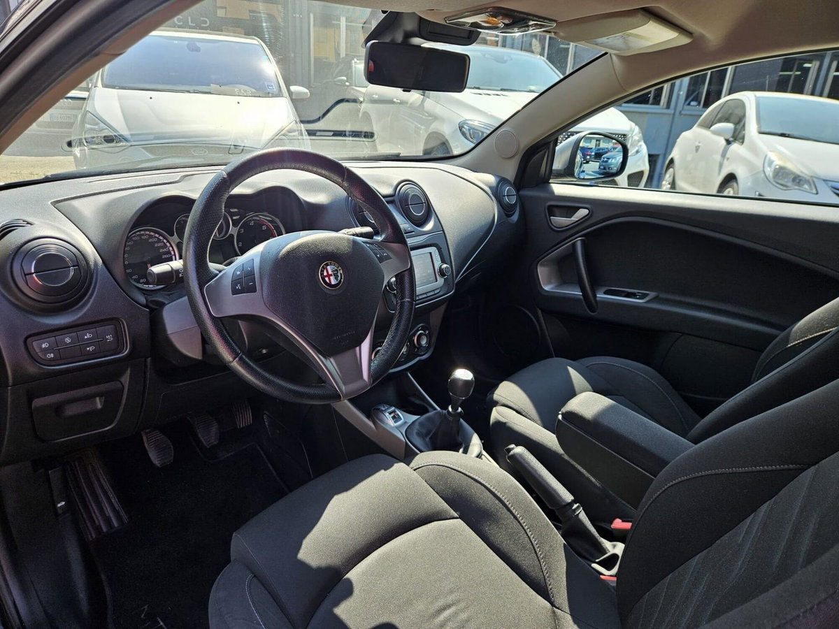 Alfa Romeo MiTo 1.3 JTDm 85 CV S&S Distinctive (6)