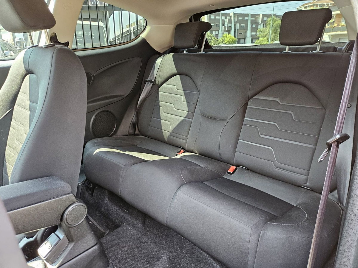 Alfa Romeo MiTo 1.3 JTDm 85 CV S&S Distinctive (8)