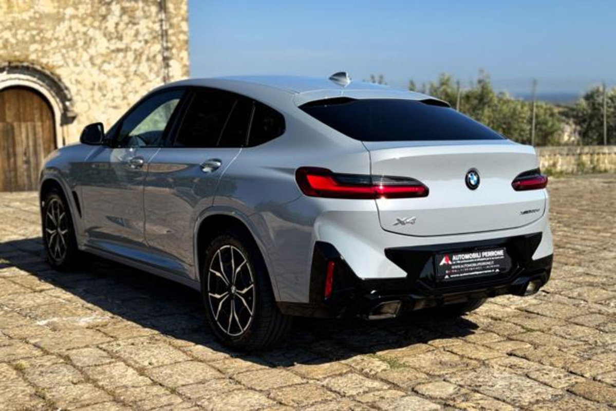 BMW X4 xDrive20d 48V (12)