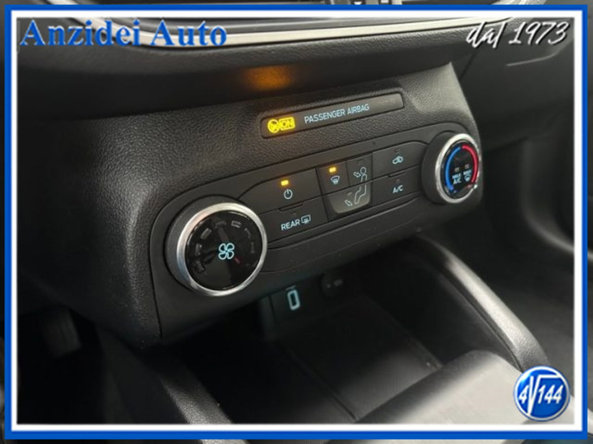 Ford Focus Station Wagon 1.5 EcoBlue 120 CV automatico SW Business Co-Pilot (14)