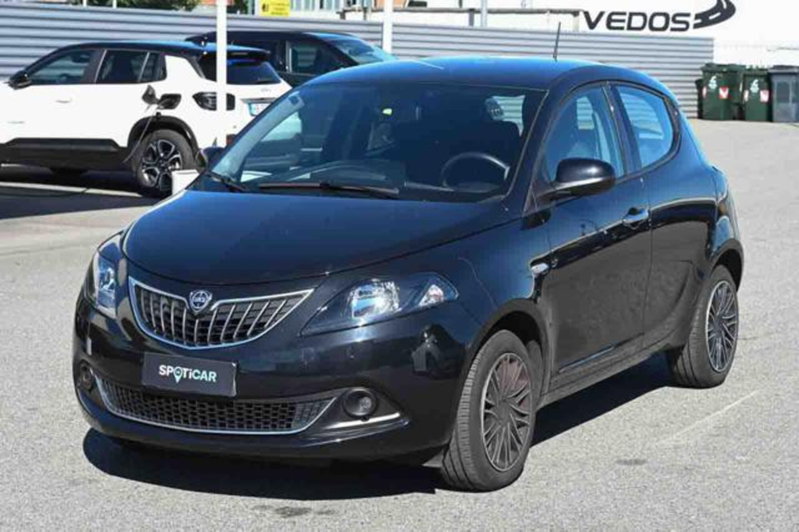 Lancia Ypsilon 1.0 FireFly 5 porte S&S Hybrid Gold Plus