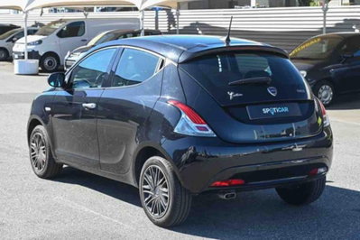 Lancia Ypsilon 1.0 FireFly 5 porte S&S Hybrid Gold Plus (4)