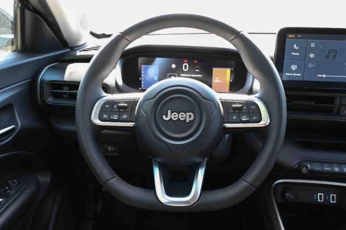 Jeep Avenger 1.2 turbo Altitude fwd 100cv (16)