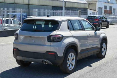 Jeep Avenger 1.2 turbo Altitude fwd 100cv (3)