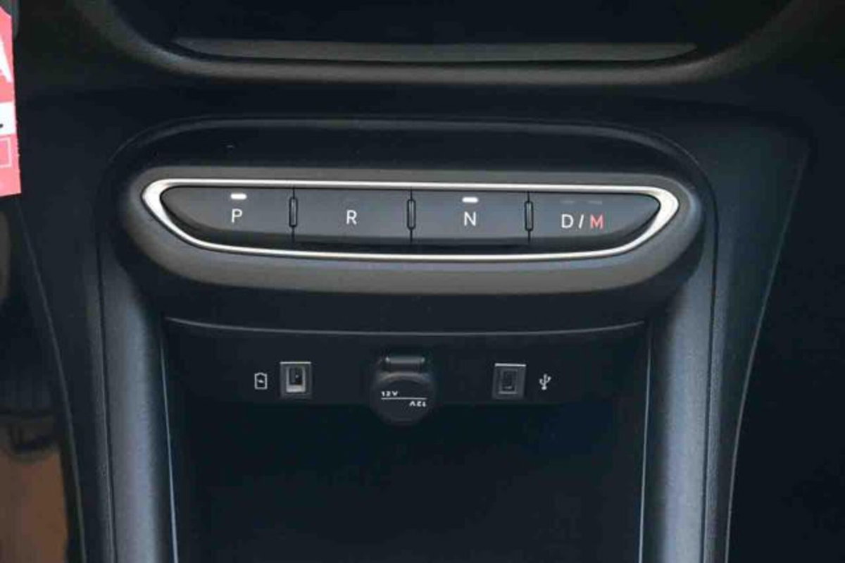 Fiat 600 1.2 hybrid 110cv auto (15)
