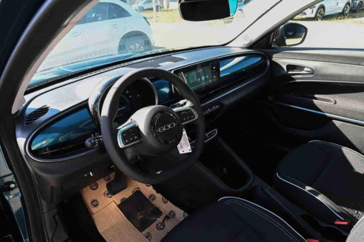 Fiat 600 1.2 hybrid 110cv auto (8)