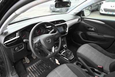Opel Corsa 1.2 Edition (8)