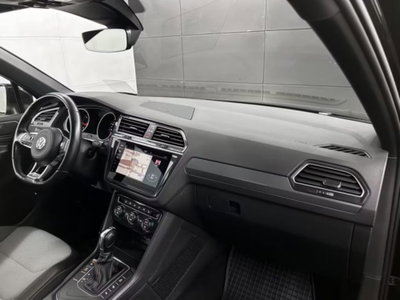 Volkswagen Tiguan Allspace 2.0 TDI SCR DSG 4MOTION R-Line (10)