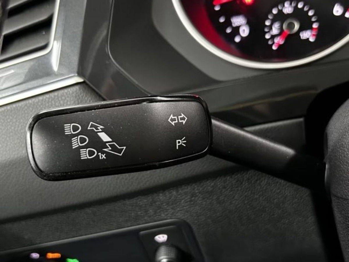 Volkswagen Tiguan Allspace 2.0 TDI SCR DSG 4MOTION R-Line (16)