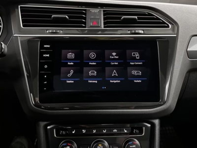 Volkswagen Tiguan Allspace 2.0 TDI SCR DSG 4MOTION R-Line (19)