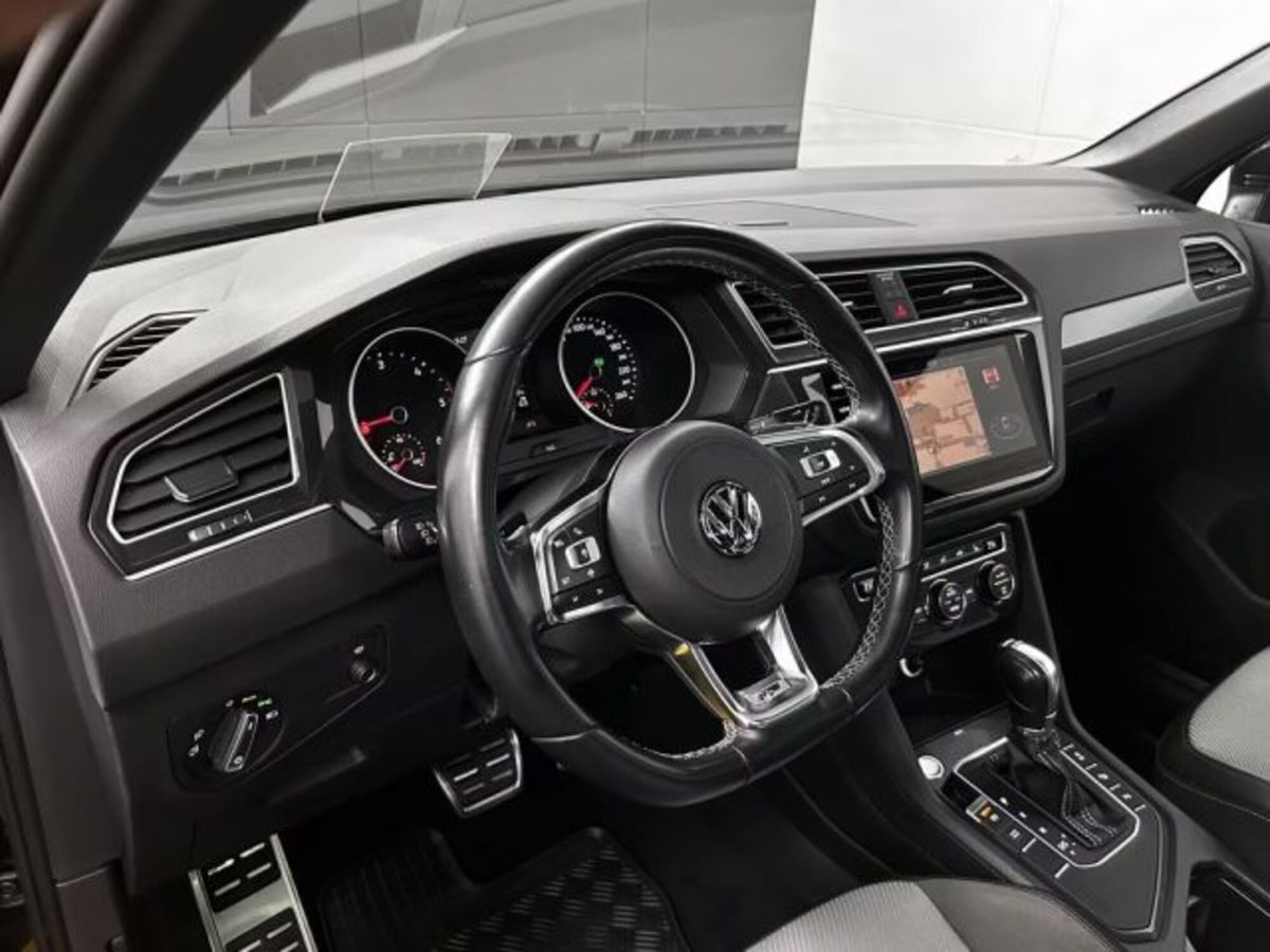 Volkswagen Tiguan Allspace 2.0 TDI SCR DSG 4MOTION R-Line (8)
