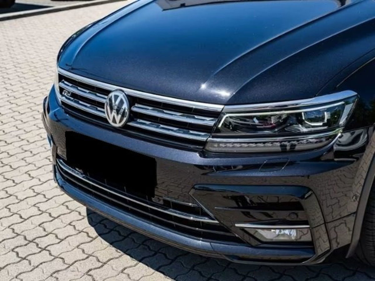 Volkswagen Tiguan 2.0 TDI 150 CV SCR DSG 4MOTION R-Line (11)