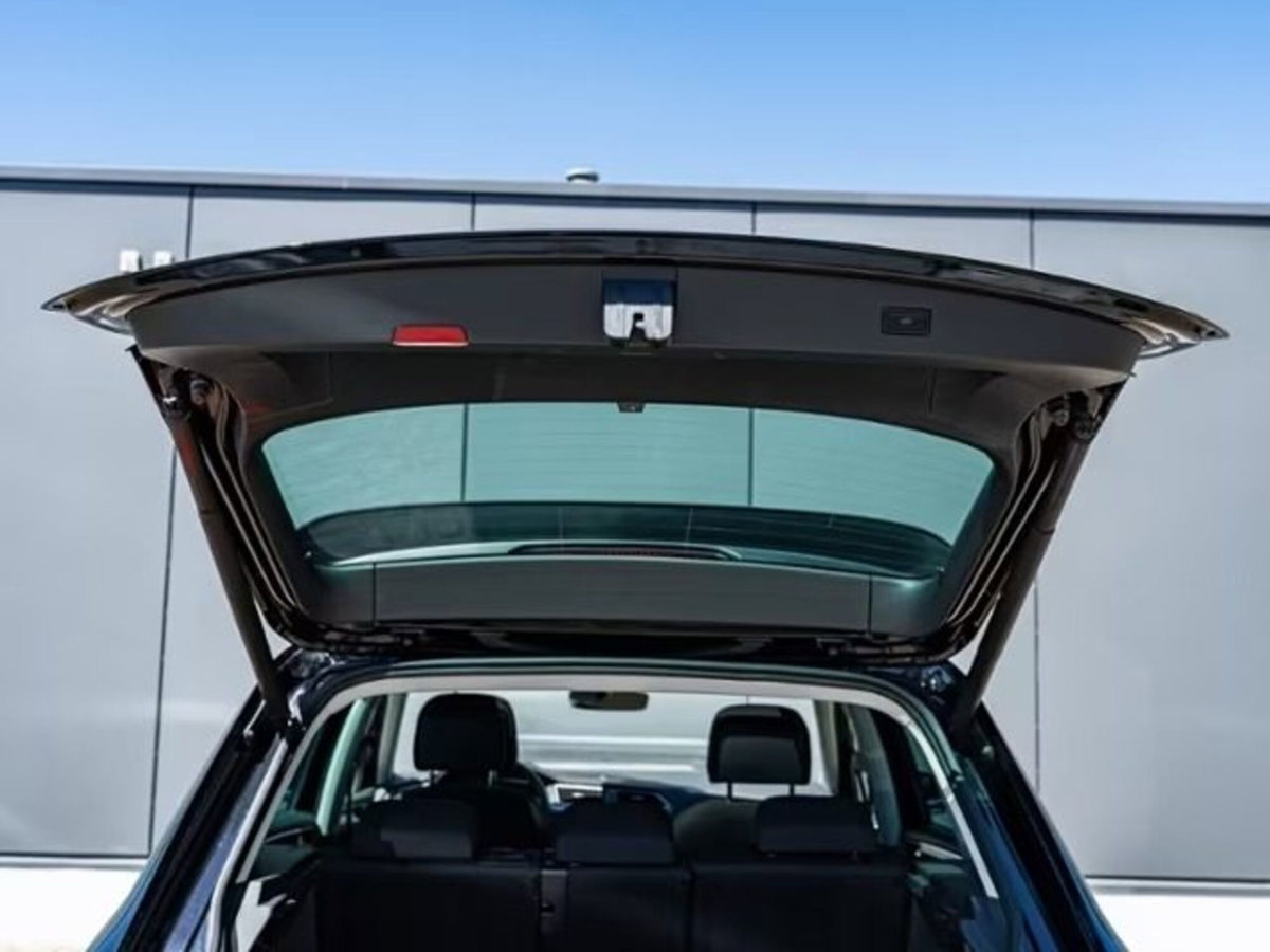 Volkswagen Tiguan 2.0 TDI 150 CV SCR DSG 4MOTION R-Line (16)