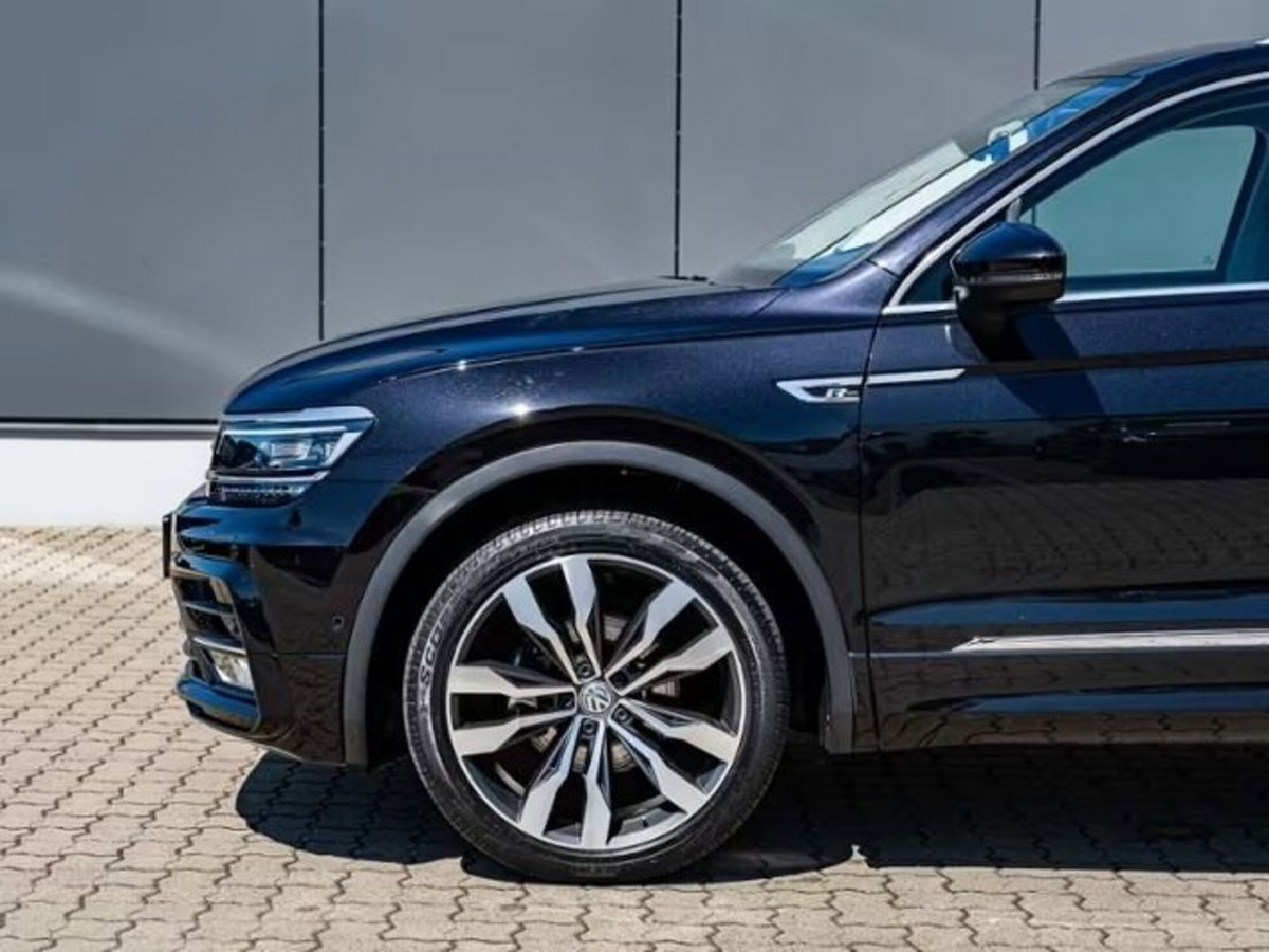 Volkswagen Tiguan 2.0 TDI 150 CV SCR DSG 4MOTION R-Line (6)