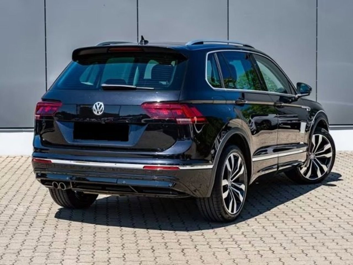 Volkswagen Tiguan 2.0 TDI 150 CV SCR DSG 4MOTION R-Line (8)