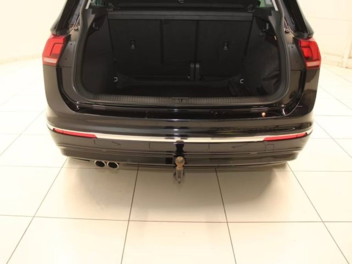 Volkswagen Tiguan 2.0 TDI 150 CV SCR DSG 4MOTION R-Line (15)