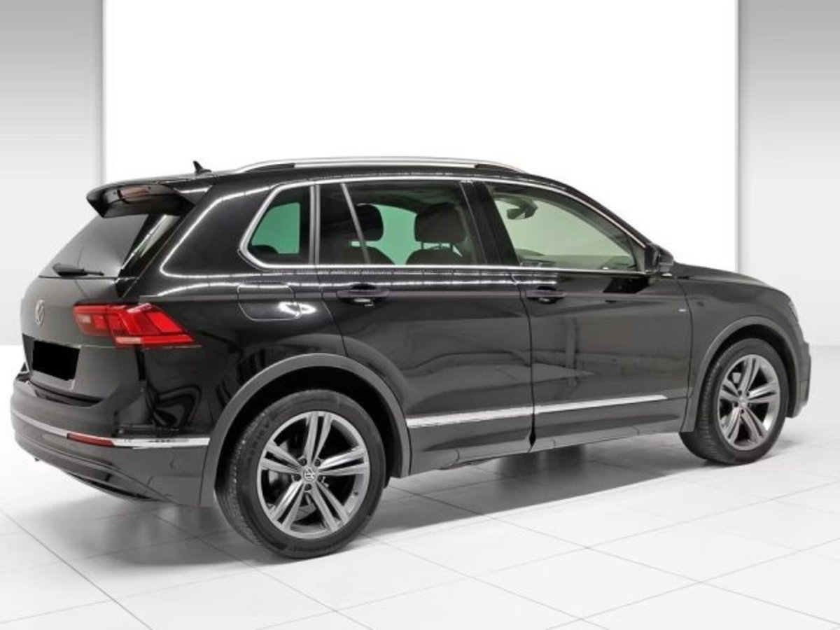Volkswagen Tiguan 2.0 TDI 150 CV SCR DSG 4MOTION R-Line (2)