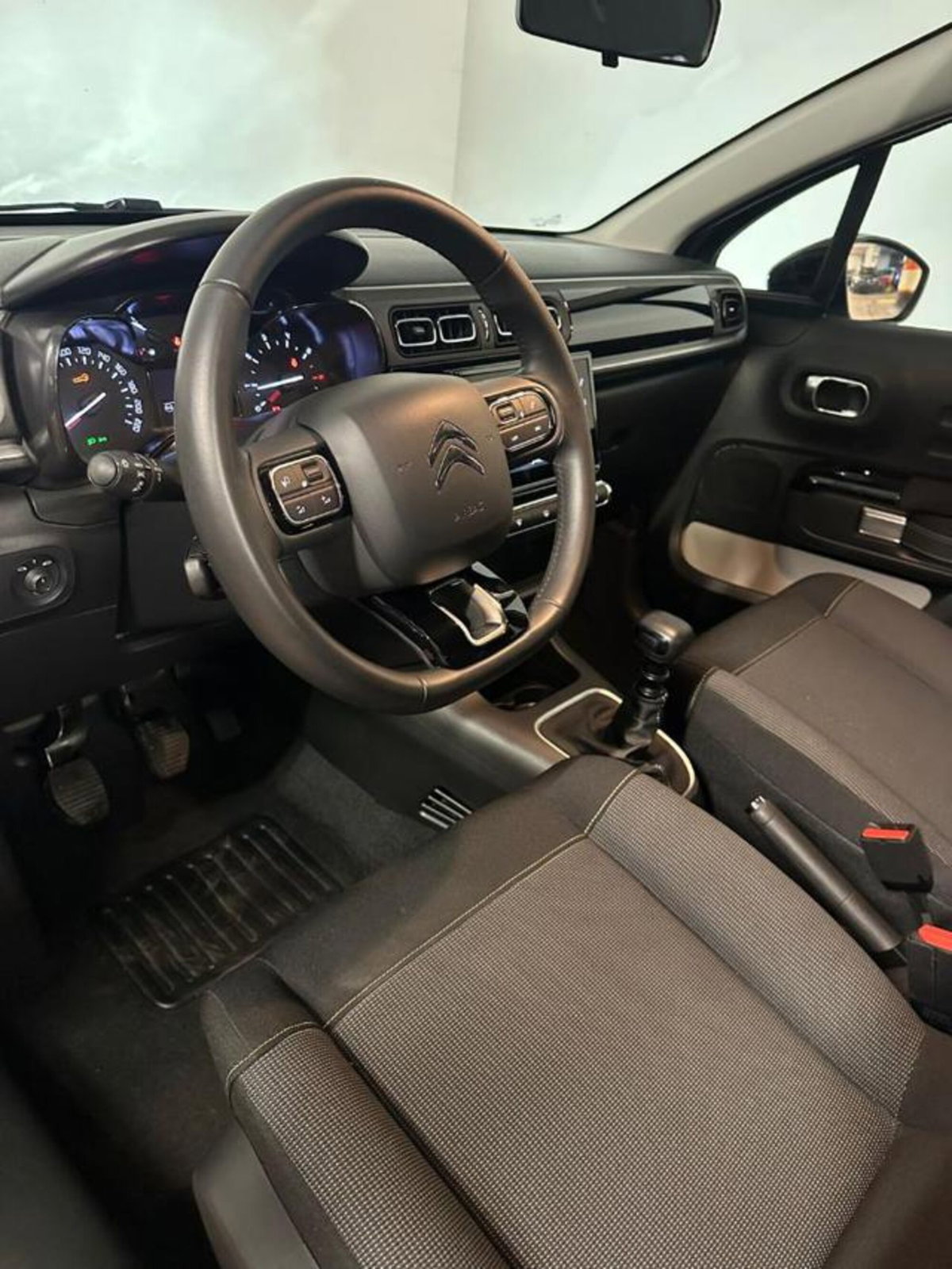 Citroen C3 Aircross 1.2 puretech Max s&s 110cv (7)