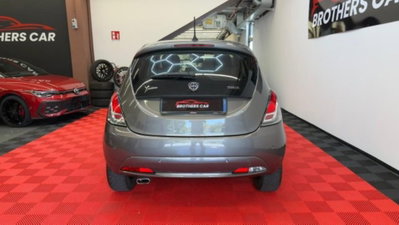Lancia Ypsilon 1.0 FireFly 5 porte S&S Hybrid Alberta Ferretti (6)