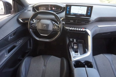 Peugeot 3008 BlueHDi 130 S&S EAT8 Allure Pack (14)