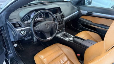 Mercedes-Benz Classe E Cabrio 250 CGI Cabrio BlueEFFICIENCY Avantgarde (2)