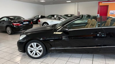 Mercedes-Benz Classe E Cabrio 250 CGI Cabrio BlueEFFICIENCY Avantgarde (3)