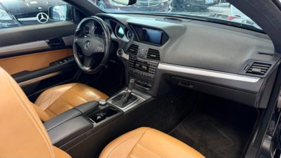 Mercedes-Benz Classe E Cabrio 250 CGI Cabrio BlueEFFICIENCY Avantgarde (5)