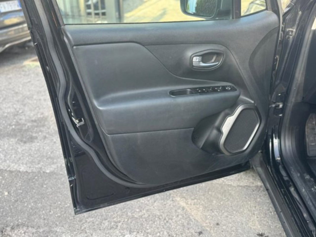 Jeep Renegade 1.0 T3 Longitude (18)