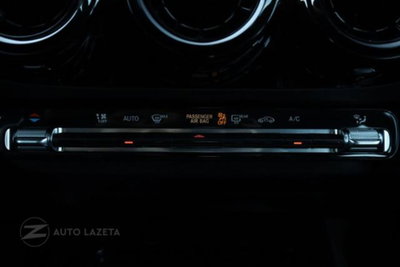 Mercedes-Benz GLA SUV 180 d Automatic Business (12)