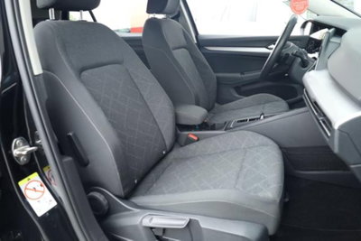 Volkswagen Golf 2.0 TDI SCR Life (19)