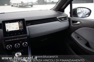 Renault Clio 1.0 tce Techno 90cv (10)