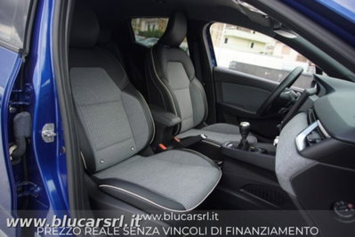 Renault Clio 1.0 tce Techno 90cv (12)