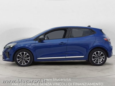 Renault Clio 1.0 tce Techno 90cv (4)