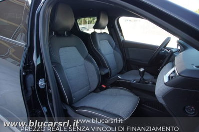 Renault Clio 1.0 tce Techno 90cv (11)