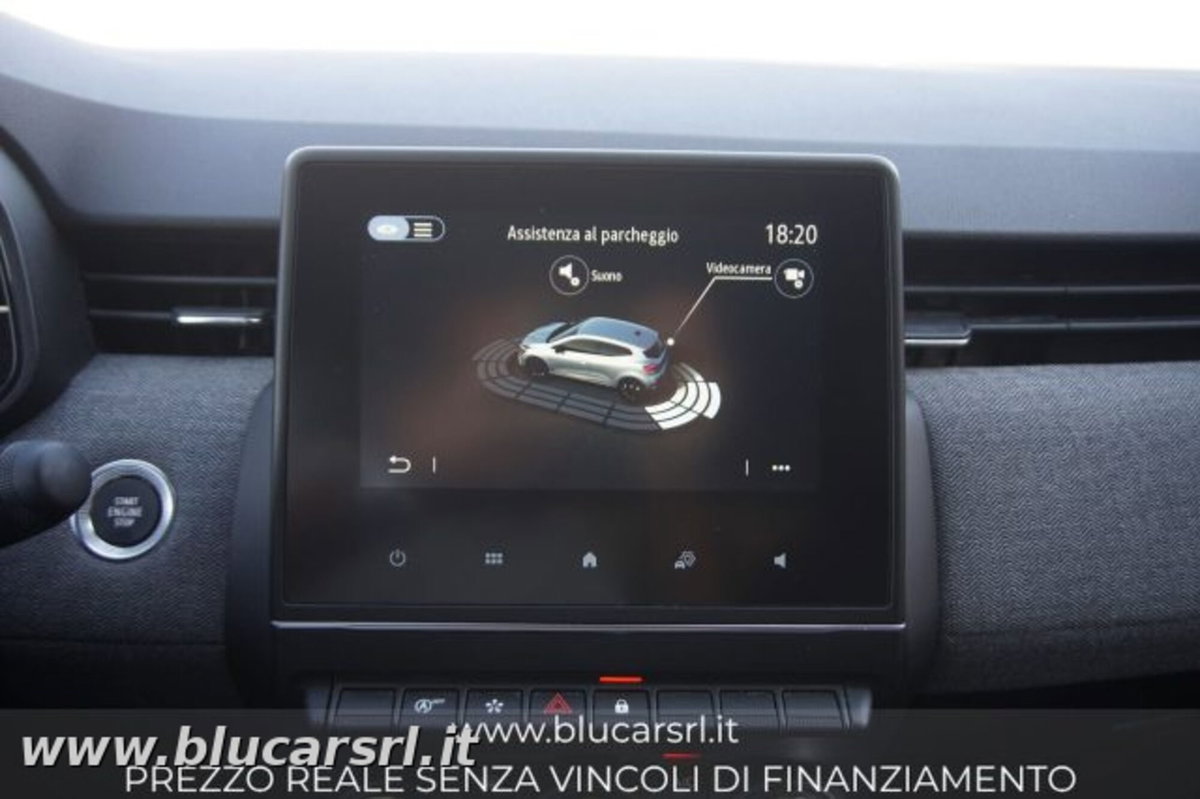 Renault Clio 1.0 tce Techno 90cv (18)