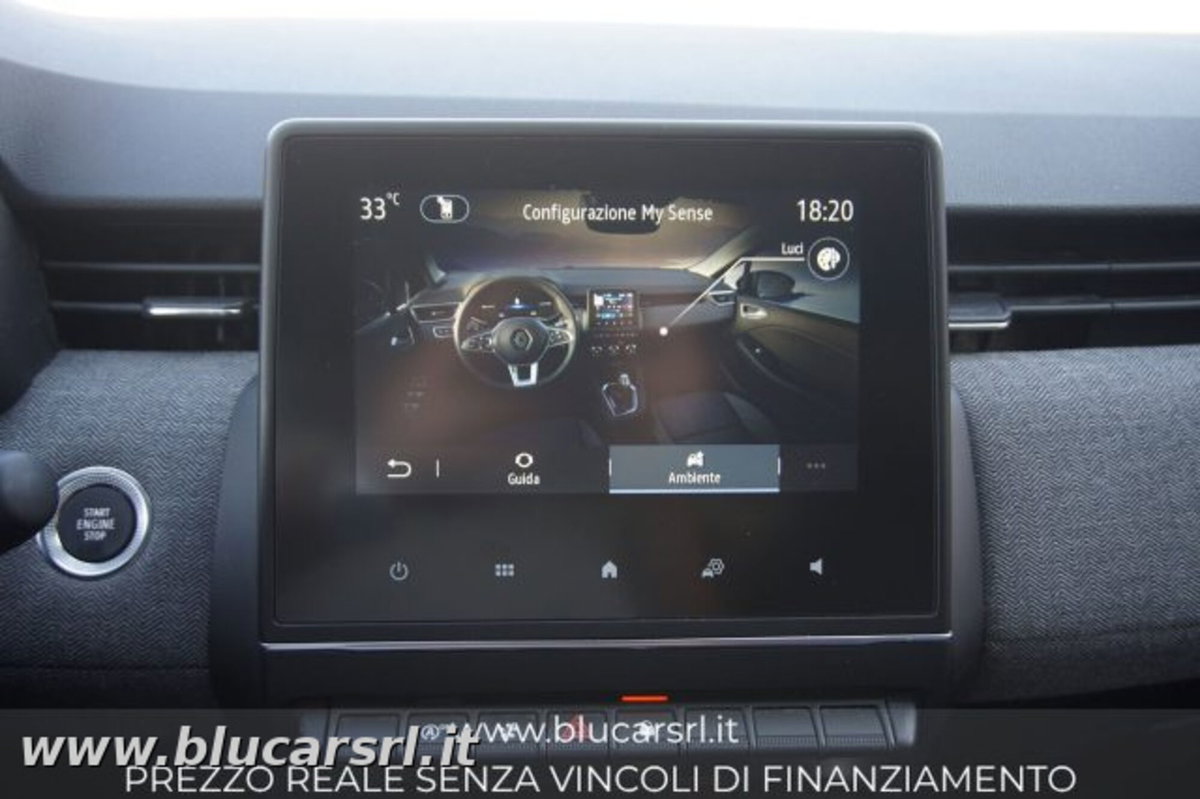 Renault Clio 1.0 tce Techno 90cv (19)