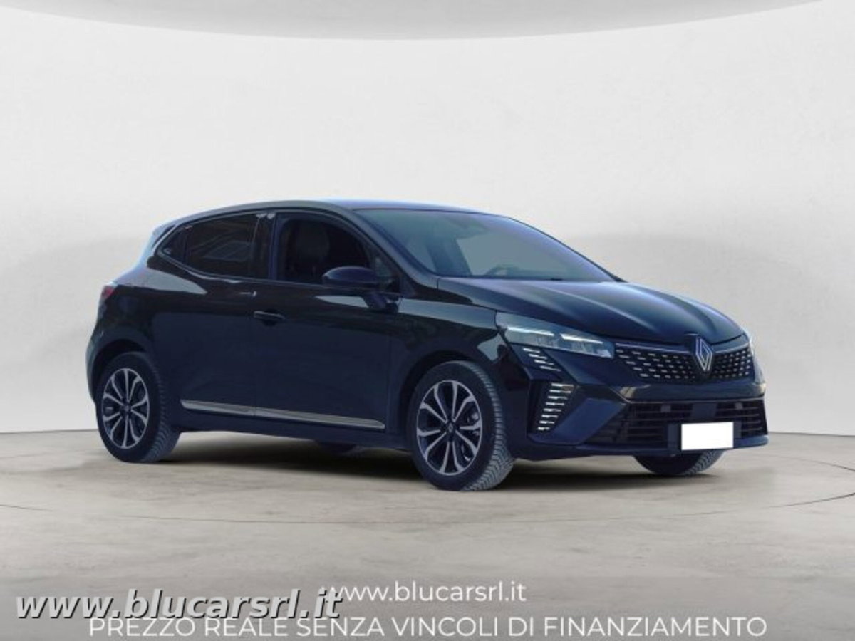 Renault Clio 1.0 tce Techno 90cv (3)